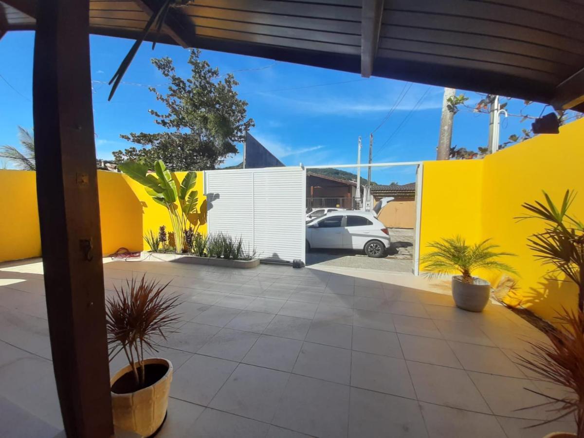 Сasa de vacaciones Casa Grande Com Piscina Churrasqueira E Garagem Do Lazaro Ubatuba